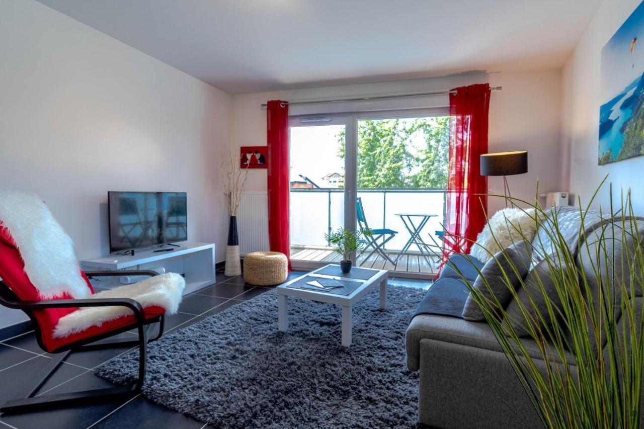 Le Coquelicot 3 Etoiles - Proche Vieille Ville, Calme & Confort Annecy Exterior photo